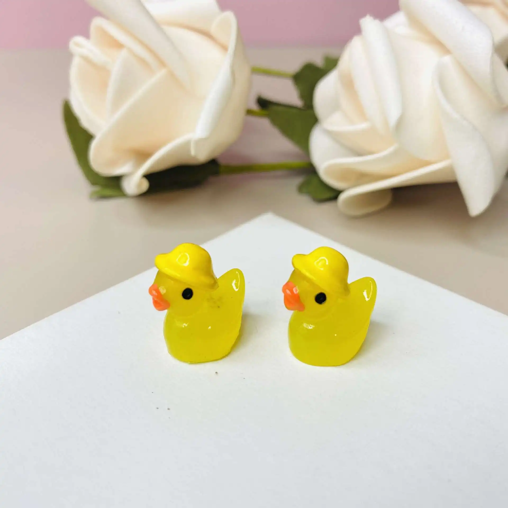 

Светящиеся мини-утки KINGONEDOM из смолы