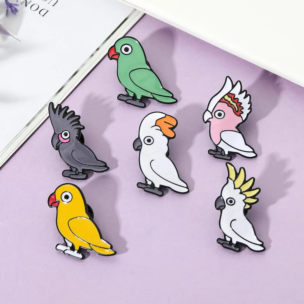 Броши в виде милых симпатичных попугаев