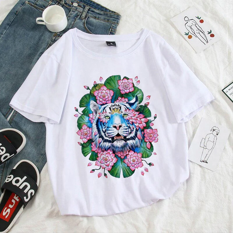 

Funny Cartoon Printed T-shirts Cute Heart Ladies Simple Tshirt Women Fashion Harajuku Female Short Sleeve Beautiful Illustration