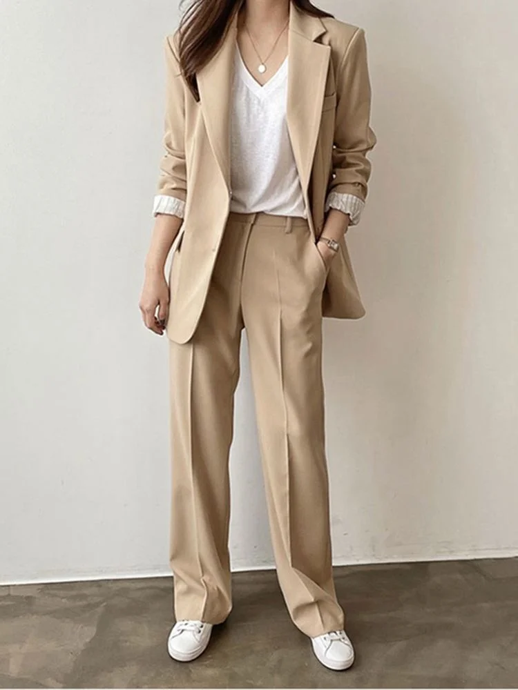 

Women's suits, suits, trousers, jackets, suits, fashion.