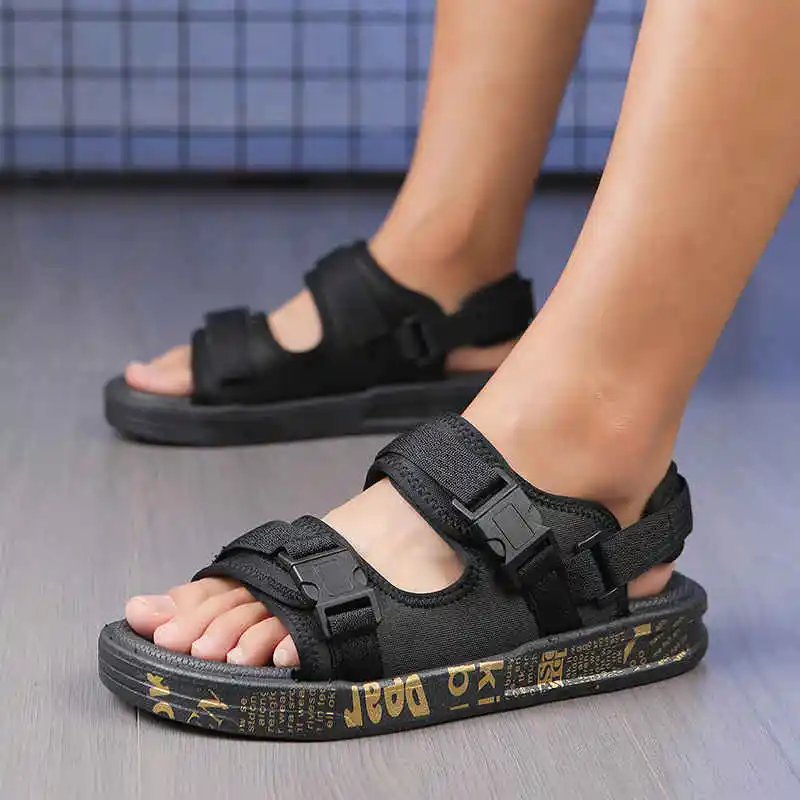 

Large Soles Designer Shoes Designer High Quality Clogs Shock Absorption Heel Sandals Popular Goods 2023 Beach Slippers Tennis