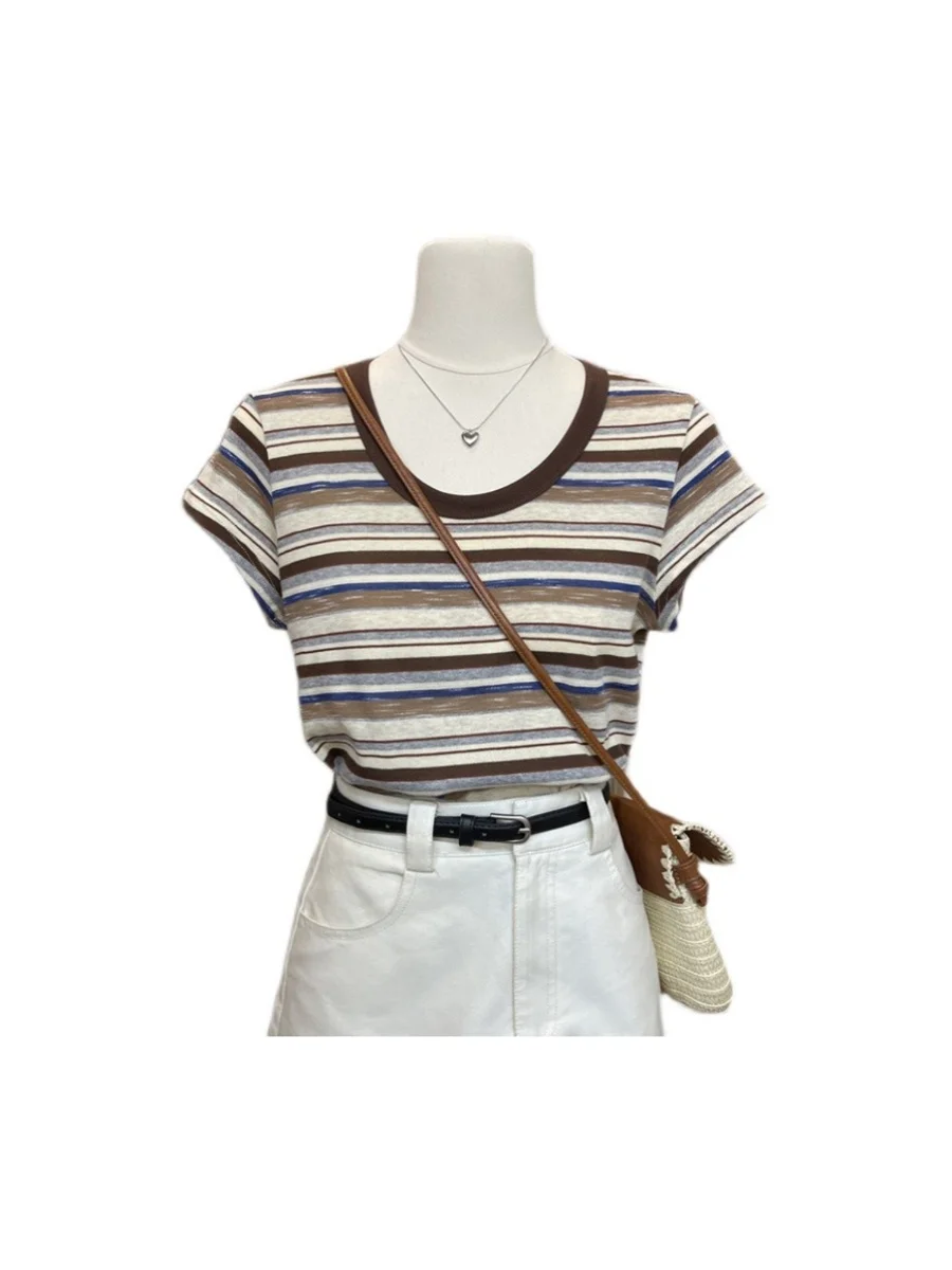 Женская футболка с коротким рукавом в полоску