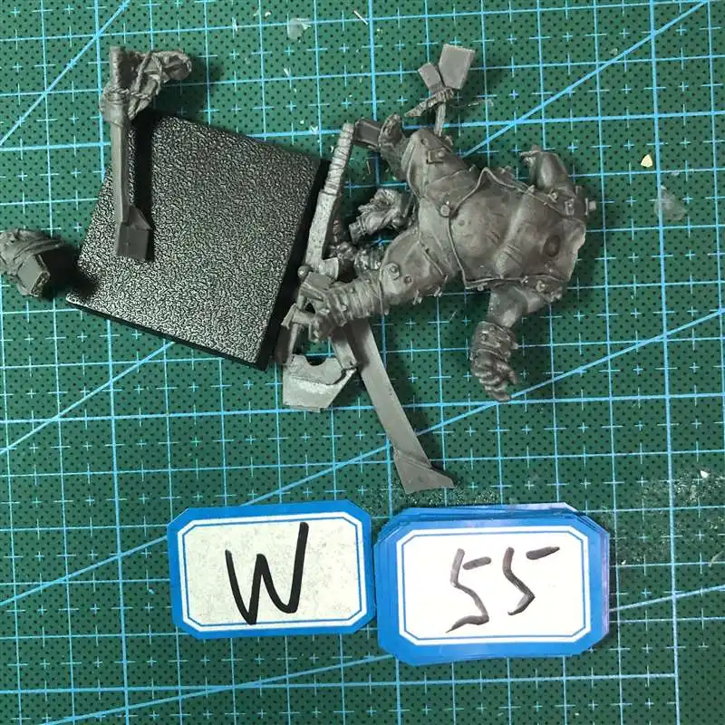 

W55 Miniatures Model Resin Table War Game Chessman Accessory