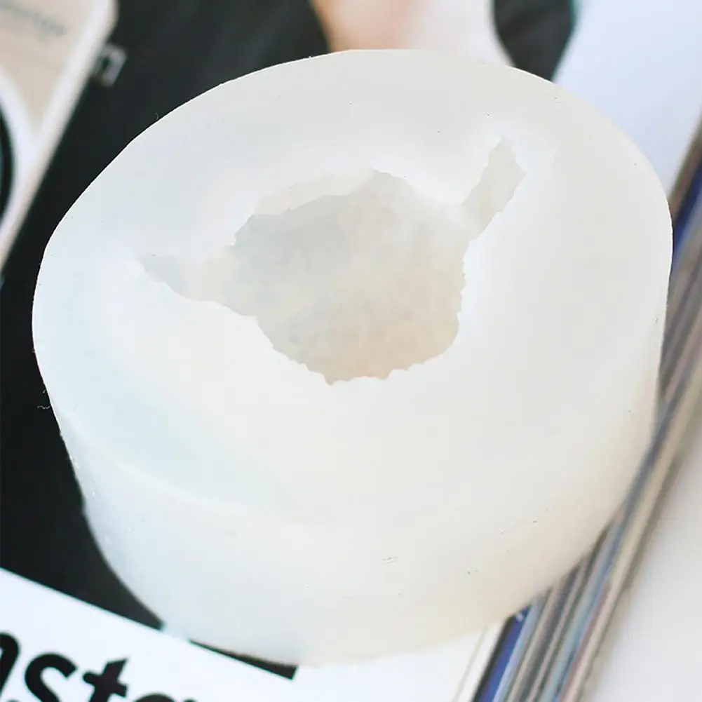 

Silicone Durable Desktop Decoration Ice Cream Mold Reusable Chocolate Mold Easy to Clean for Kids