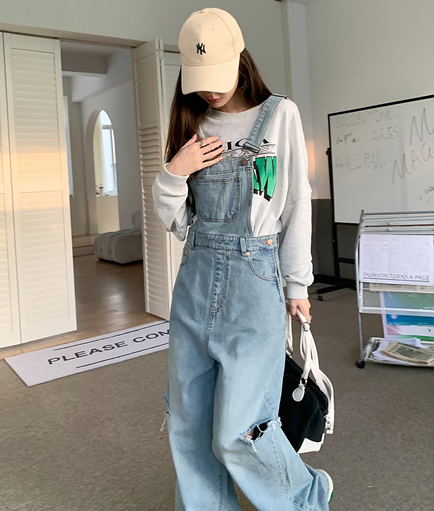 Jeans women's 2023 autumn new Korean loose suspender conjoined pants women's wear medium high waist thin net red pipe pants jean