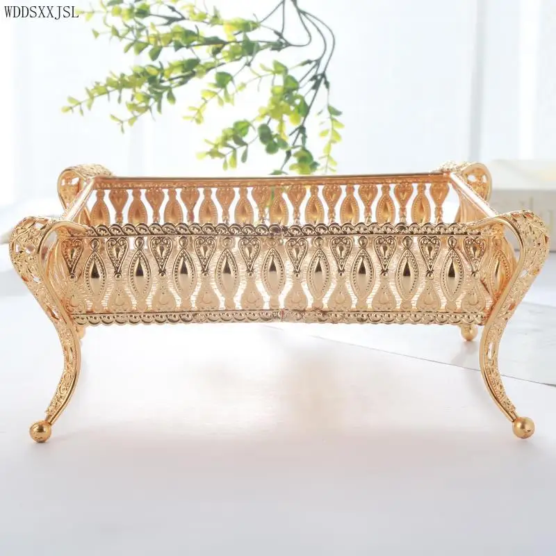 WDDSXXJSL European-style golden fruit plate home decor multi-functional metal desktop storage tray ornaments jewelry |