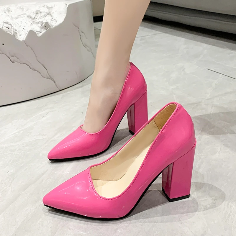 

BKQU Rainbow Candy Color Plus Size 2022 New Spring, Summer and Autumn Fashion All-match Pointed Toe Shallow Mouth Square Heels