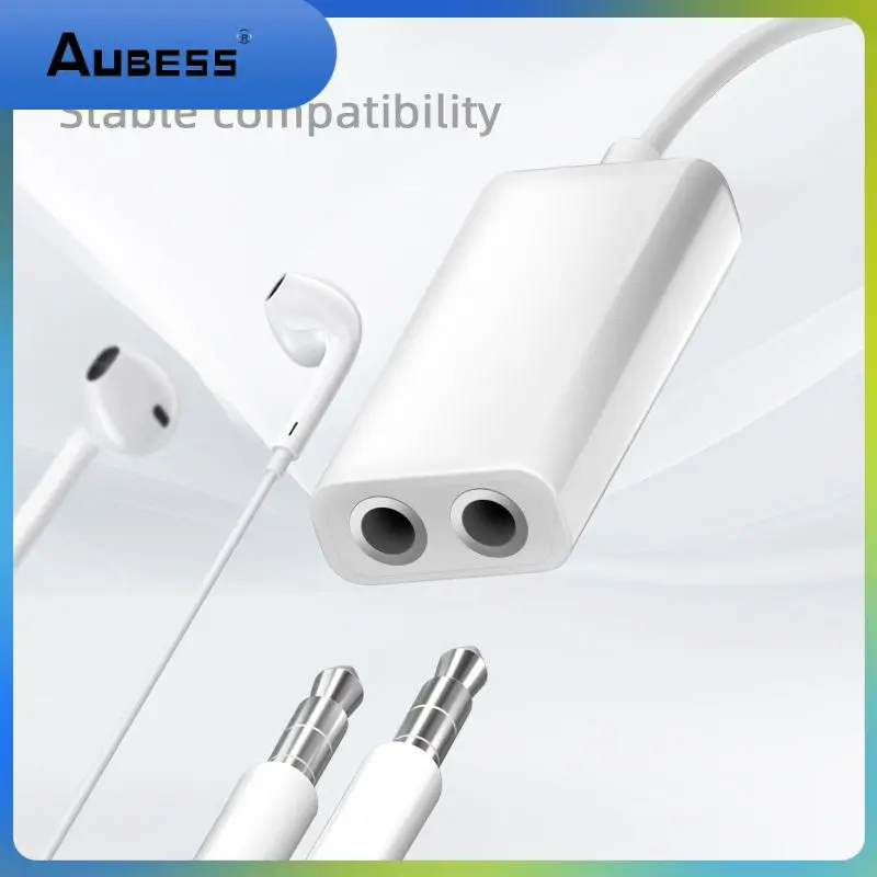 

Dual Audio Line Earphone 3.5 mm Jack Earphone Splitter 1 In 2 Couples Lovers Adapter For Iphone Mp3 Mp4 Portable Media Player