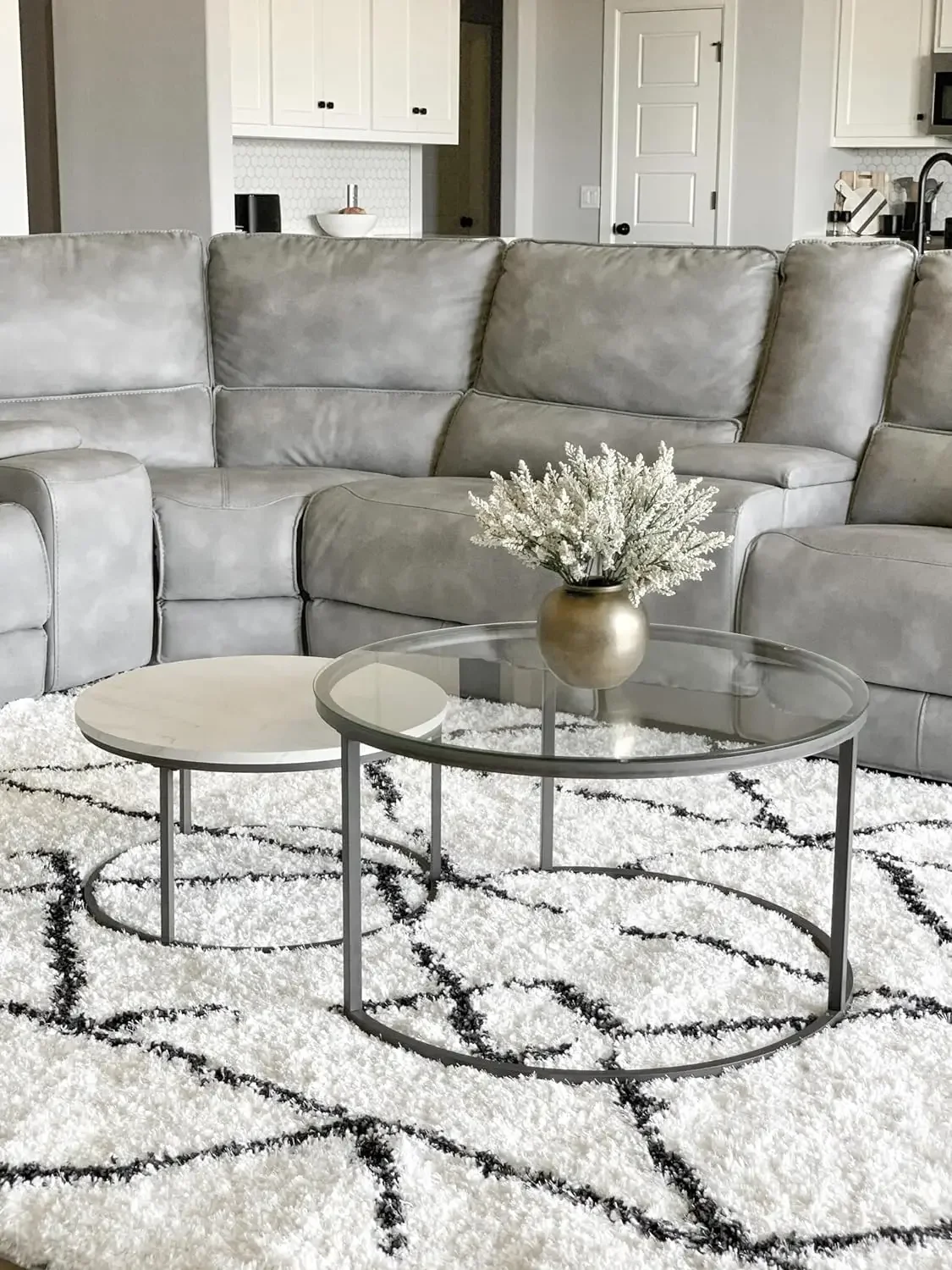 Набор из 2 круглых современных декоративных столов для гостиной с древесиной