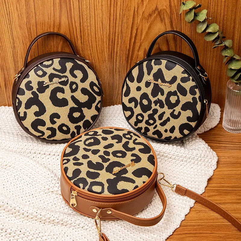 

2022 Autumn and Winter New Fashion All-match Women's One-shoulder Leopard Print Bag Messenger Trend Round Bag Niche Women's Bag