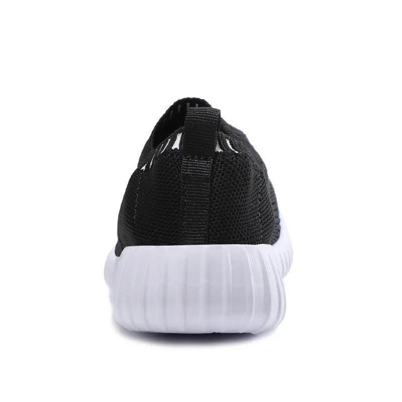 Лидер продаж черные кроссовки женские удобные вязаные легкие дышащие носки