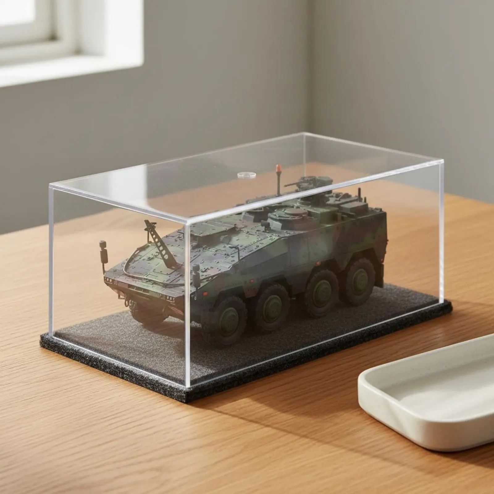 Фото Модель командного автомобиля Boxer 1:72 из сплава, коллекционная игрушка с реалистичной детализацией для коллекционеров, для демонстрации на полке №4