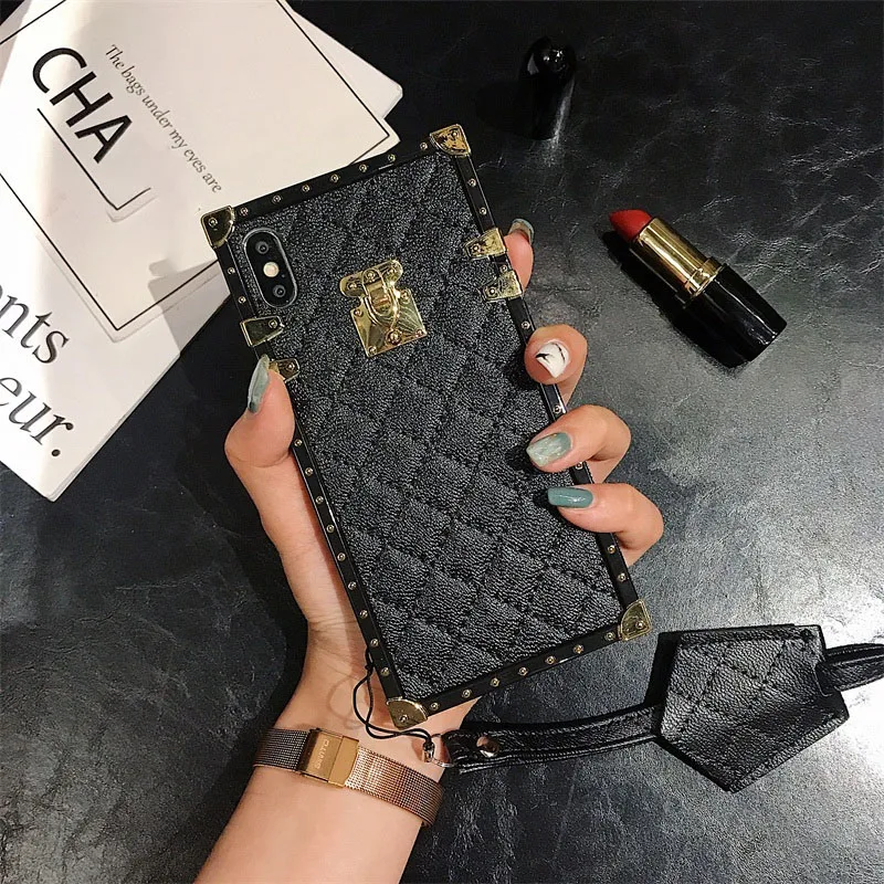 

With Box Luxury brand high quality leather phone case for iphone 13 7 8 Plus X 12 XR MAX 11 Pro SE 2 XS Cover couple gift