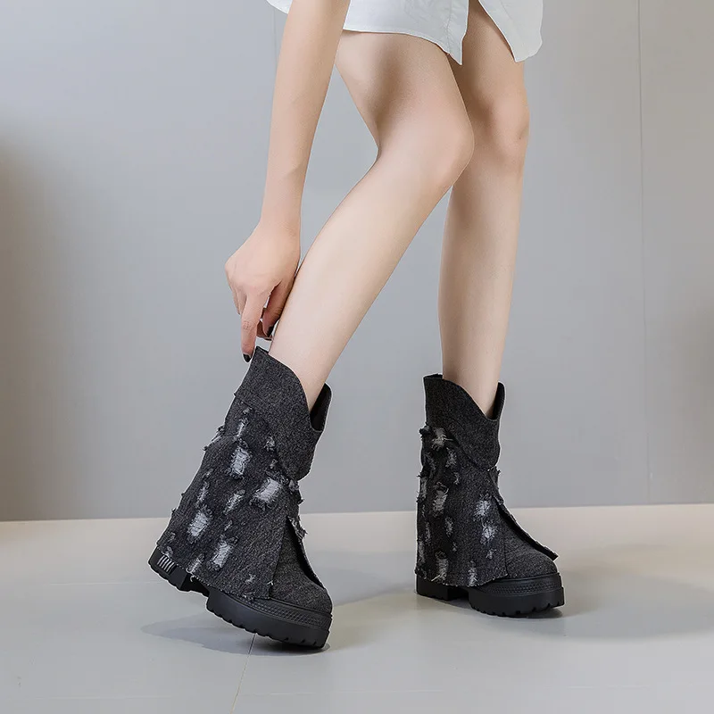 

Thick soled high top shoes for women's autumn and winter new plush denim slimming women's boots casual short boots