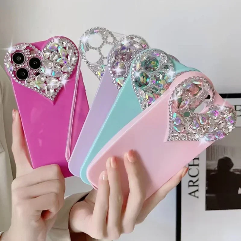 Чехлы для телефонов Love Heart Rhinestone Protect Lens IPhone 16 15 14 13 12 11 Pro Max XR Xs 8P SE2/SE3