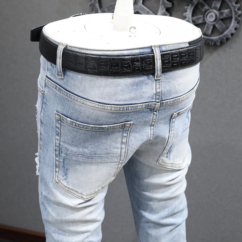 Street Fashion Men Jeans Retro Light Blue Elastic Stretch Skinny Ripped Jeans Men Bandana Patched Designer Hip Hop Brand Pants