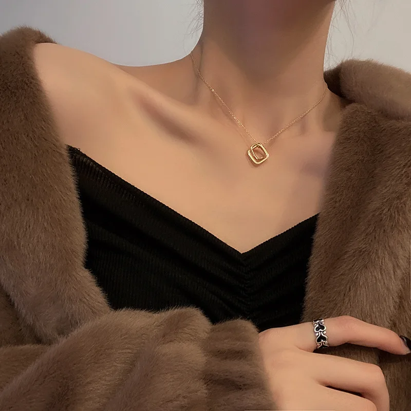 

Virgin Girls Titanium Steel Necklace Female Light Luxury Fashion Pendant Trendy Collarbone Chain Jewelry Necklace Birthday Gift