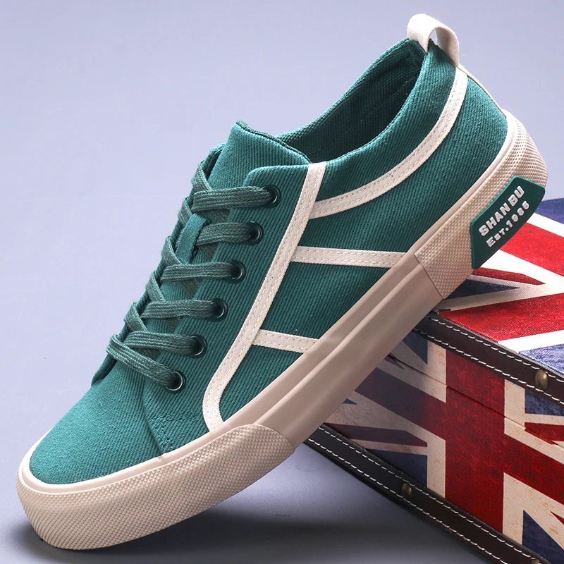 Рисунок 4 - Мужские парусиновые туфли на шнуровке