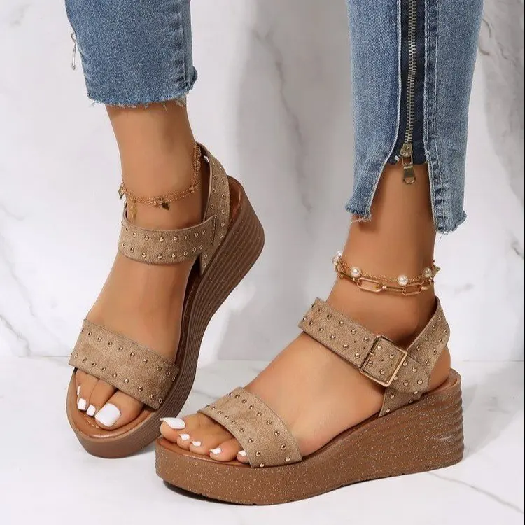 

Новинка 2022, Модные женские сандалии на платформе, летняя обувь на танкетке, Женская конопляная обувь с острым носком на высоком каблуке, пов...