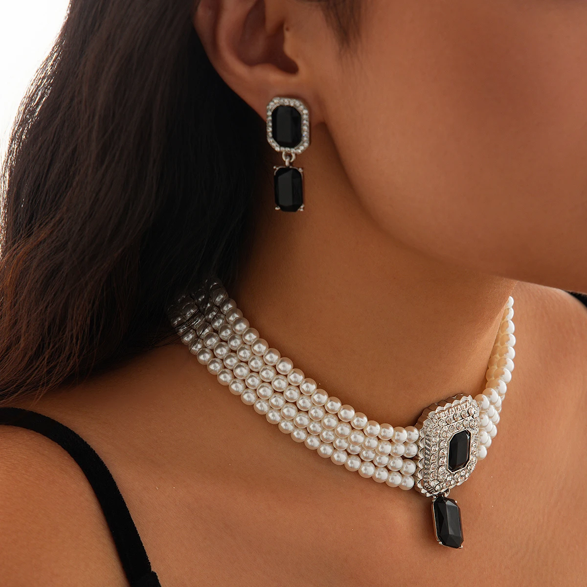 Роскошное многослойное ожерелье Ingemark с цепочкой из искусственного жемчуга