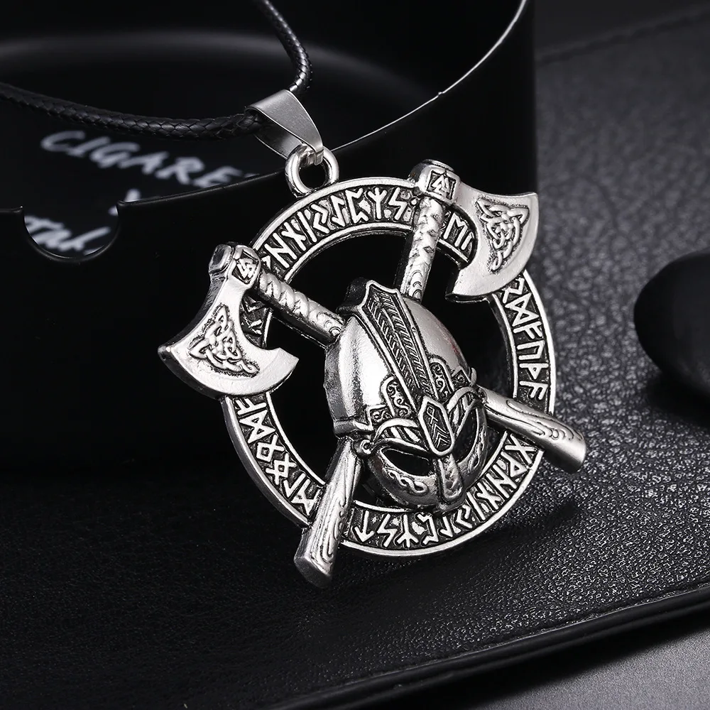 

Retro Fashion Pendant Nordic Viking Warrior Helmet Necklace Jewelry