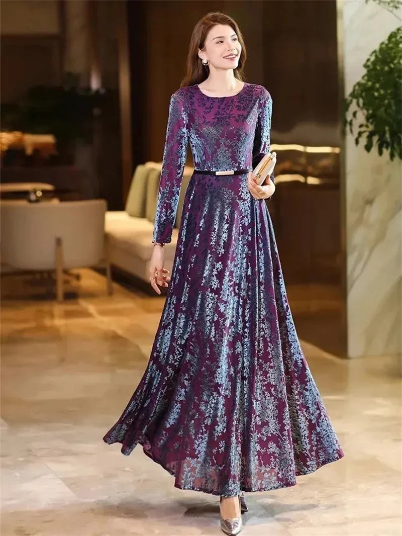 Осеннее новое женское золотистое бархатное платье с длинными рукавами модное