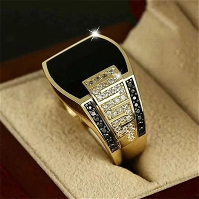 

Classic Men's Ring Fashion Metal Gold Color Inlaid Black Stone Zircon Punk Rings for Men Engagement Wedding Luxury Jewelry
