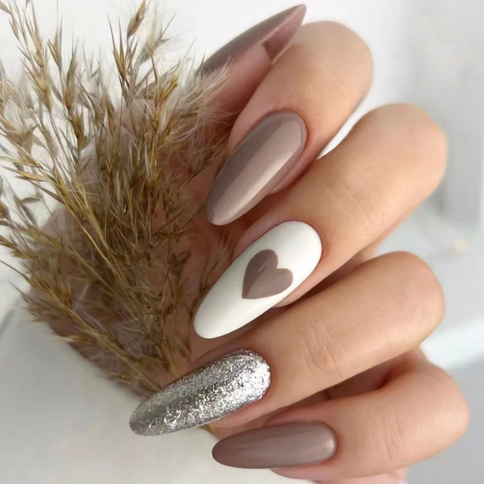 

24Pcs Mid-length round head light curry glitter love Fake nails Full Coverage Removable False Nail Ballerina Press On Nails Tip