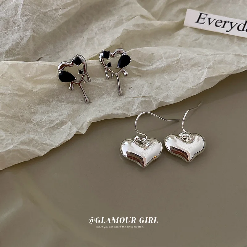 

Minar Gothic 3 Designs Hollow Out Lava Love Heart Drop Dangle Earrings for Women Silver Color Metal Statement Earring Brincos