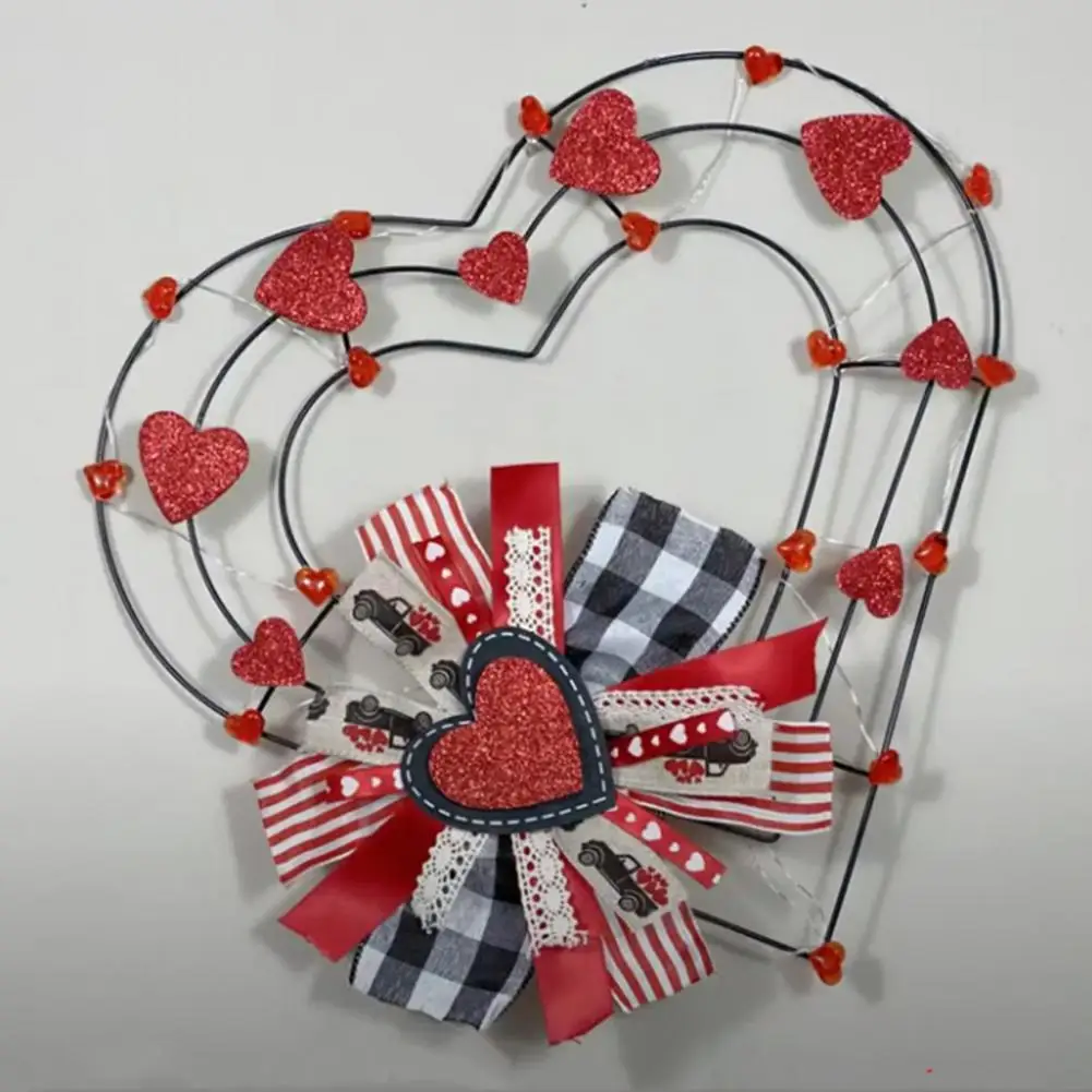 

Beauty Valentines Day Sturdy Structure Plaque Ornament with LED Light Iron Hanging Ornament Anti-fade for Gifts