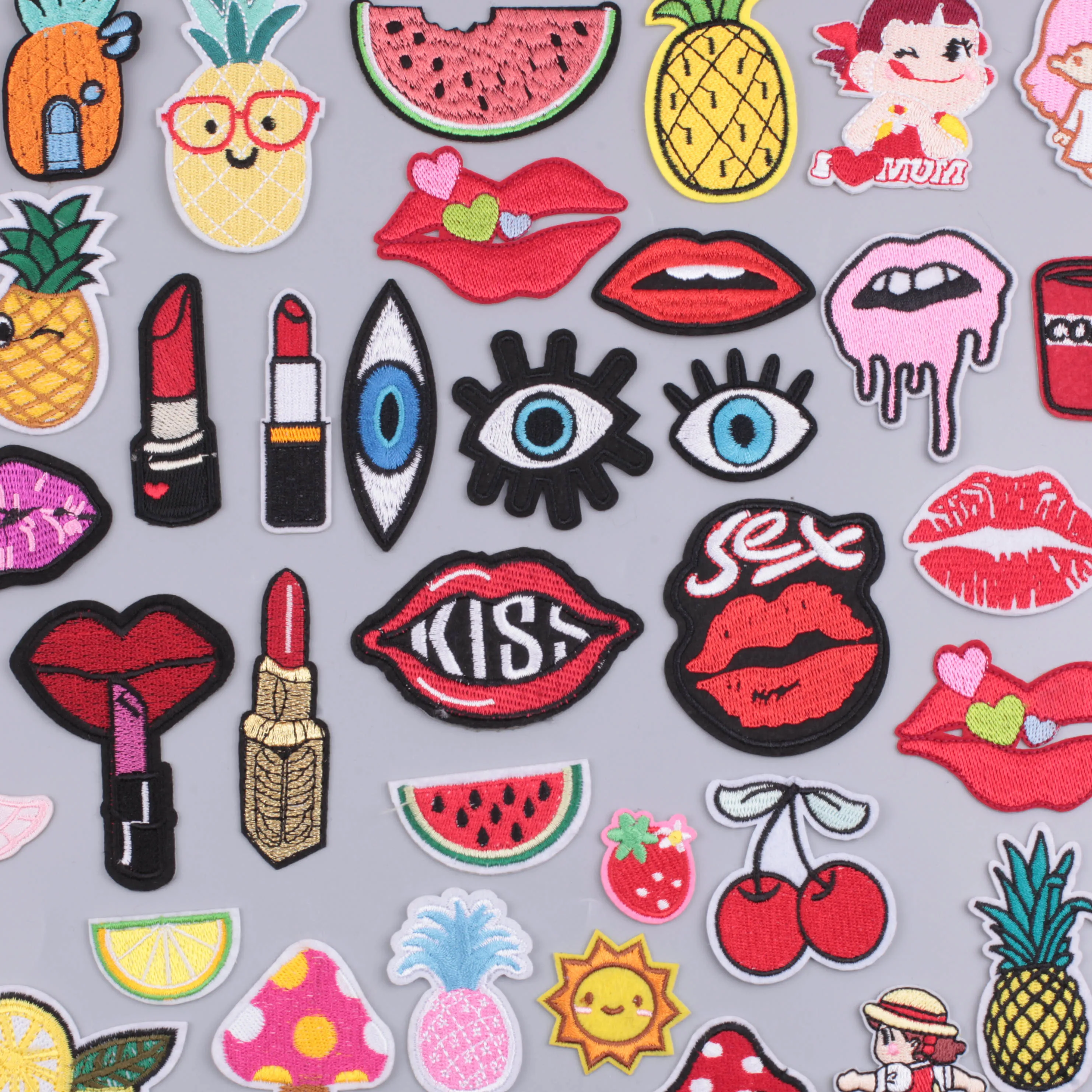 

Cartoon Fruit Embroidered Patches for Clothing Thermoadhesive Patches Iron on Patches Sewing Anime Badgese Hat Appliques