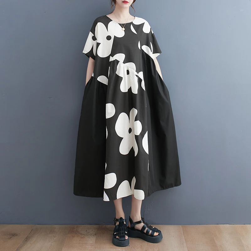 

Женское летнее платье-миди с коротким рукавом и цветочным принтом