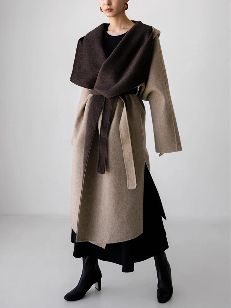 Офисная женская шерстяная куртка с капюшоном