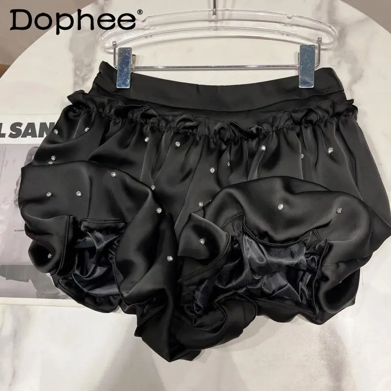 

2022 New Summer Shorts Women Rhinestone Beaded Wooden Ear Black Shorts Female Sexy Silk Bud Bubble Pleated Shorts Skirt Feminino