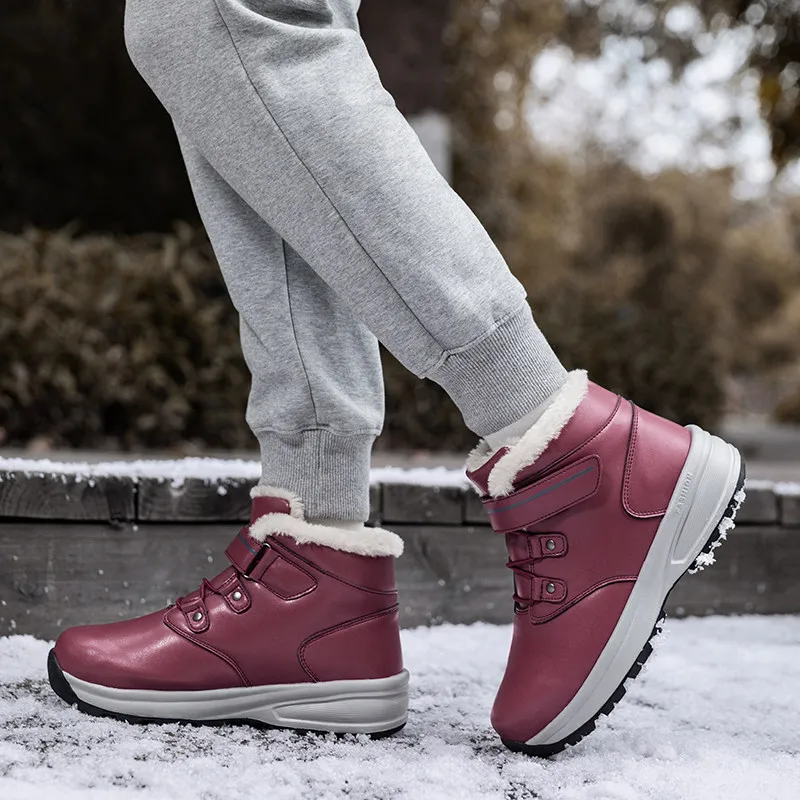 New Men Boots Fashion Leather High Top Sneakers Men Winter Waterproof Snow Boots Women Plush Warm Non-silp Hiking Shoes Men 2022