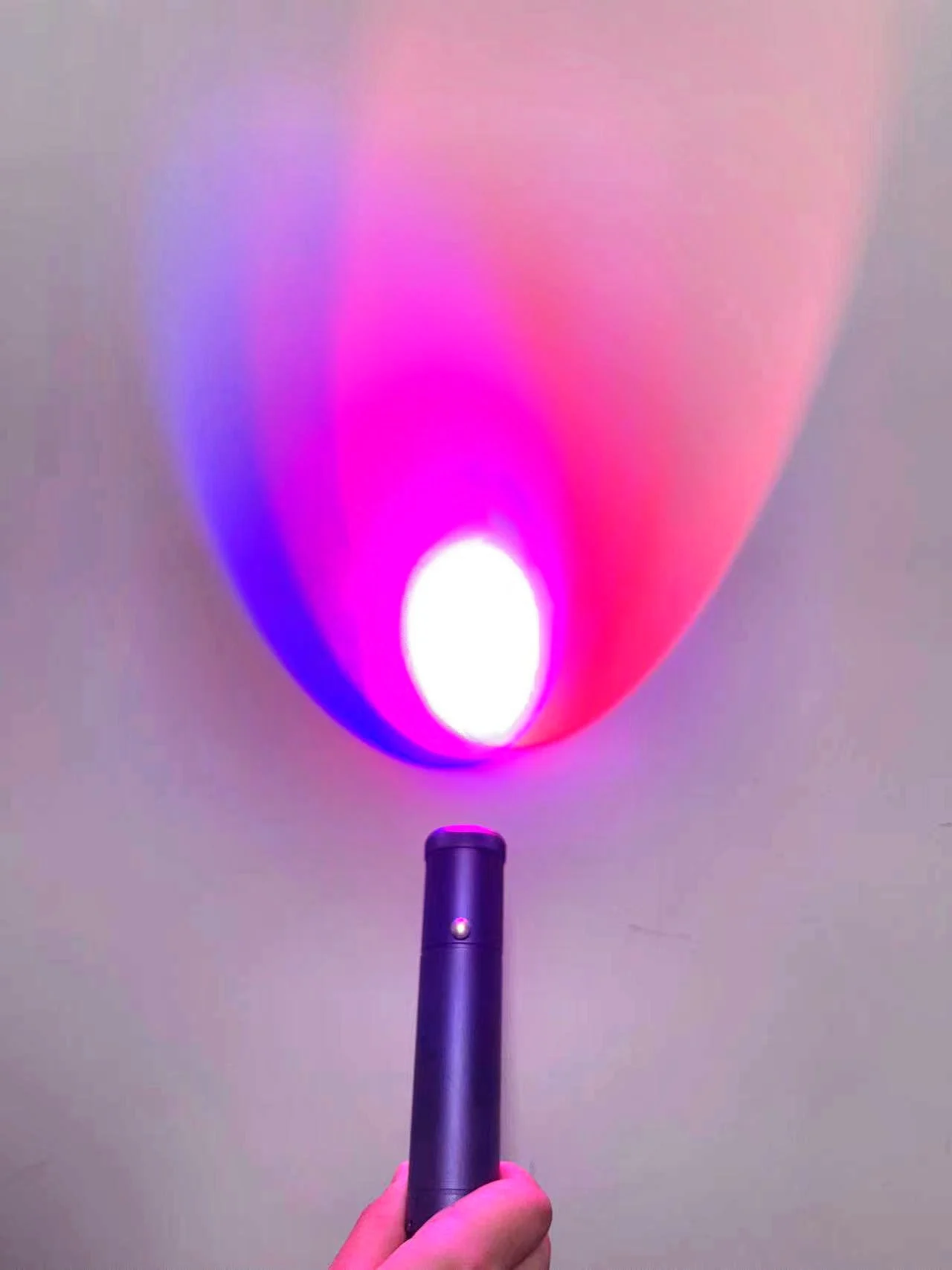 Устройство для лечения язв в ротовой полости устройство инфракрасной терапии