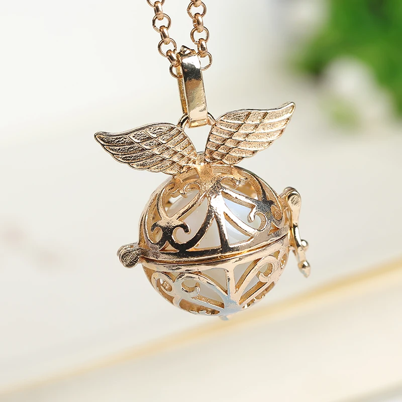 

1PC Angel Wing Pendant Crystal and Stone Natural Ore Crystal Point Healing Crystal Chakra Gift Necklace Handmade Ornament