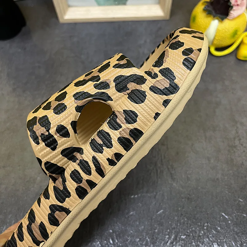 Women Summer Slippers Fashion Flat Leopard Platform Slides Ladies Casual Anti-Slip Thick-Soled Outdoor Beach Shoes For Couples