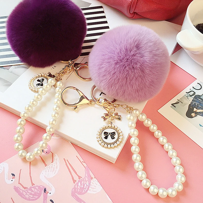 Fashion Pearl Chain Crystal Bottle Bow Pompom Keychain Car Women HandBag Key Chain Ring Fluffy Puff Ball Keychains Jewelry