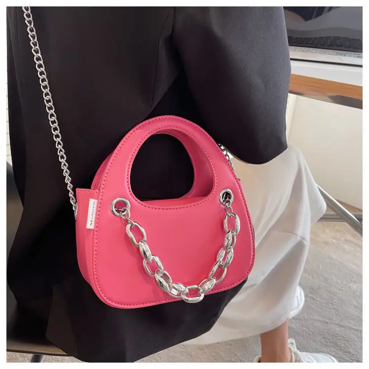 

Women New Fashion Spring Summer All-match Chain Shoulder Messenger Bags Ladies Casual Hot Pink Ins Trendy Armpit Handbags Black