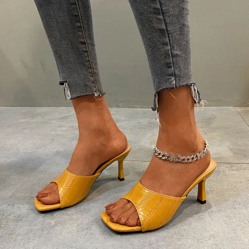 

2022 New Summer Fish Mouth Square Head Red Fashion All-match Banquet Party PU High Heels Women's Sandals Slippers Outside