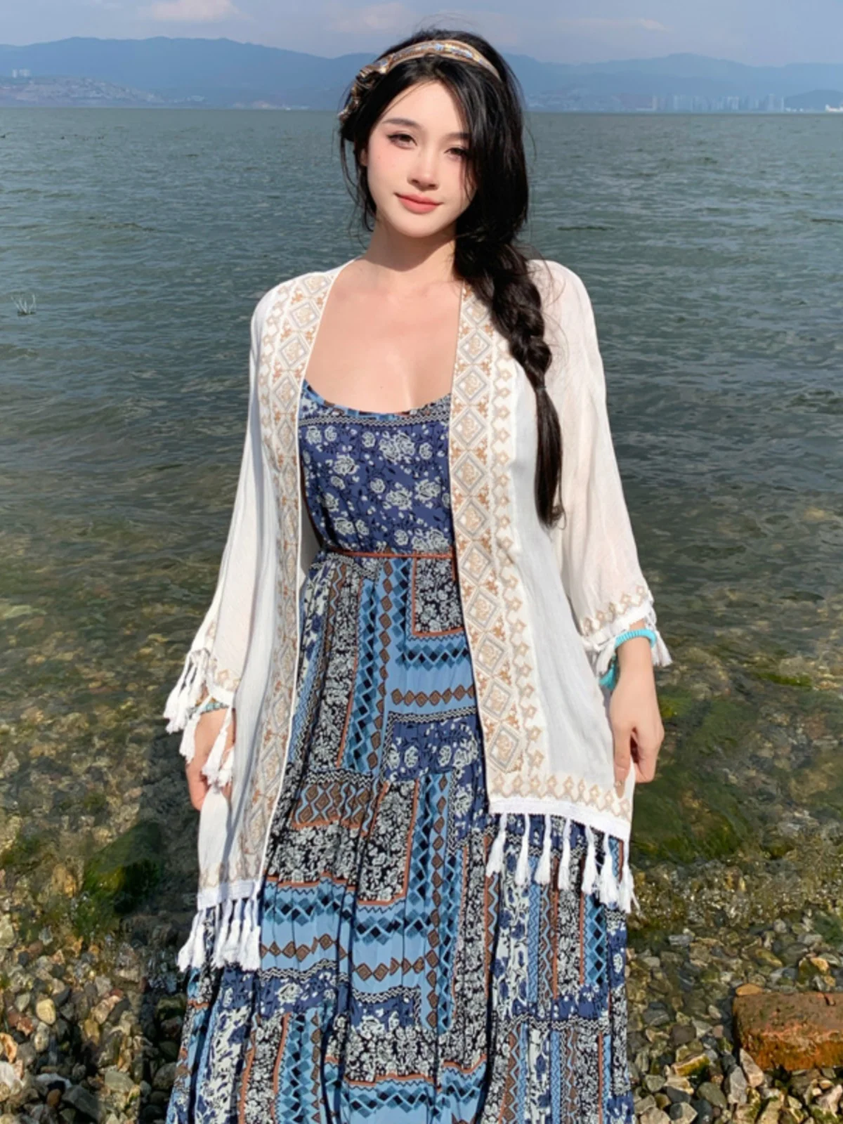 Yunnan Синьцзян Северо-Западная туристическая одежда Этническая вышивка открытый