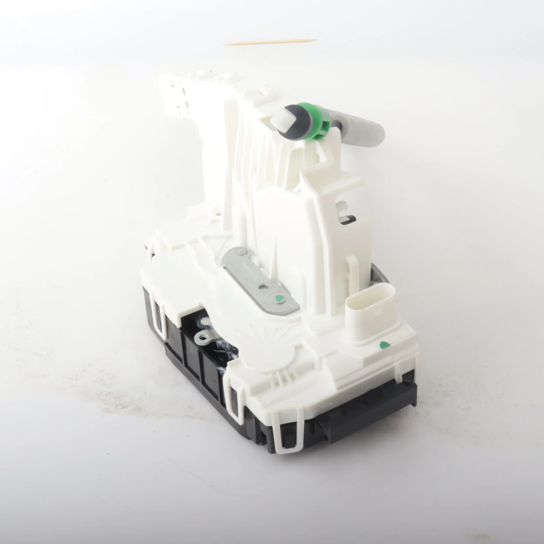 Замок передней двери для Mercedes Benz CLA180 CLA200 кла220 кла250 кла45 W166 C117