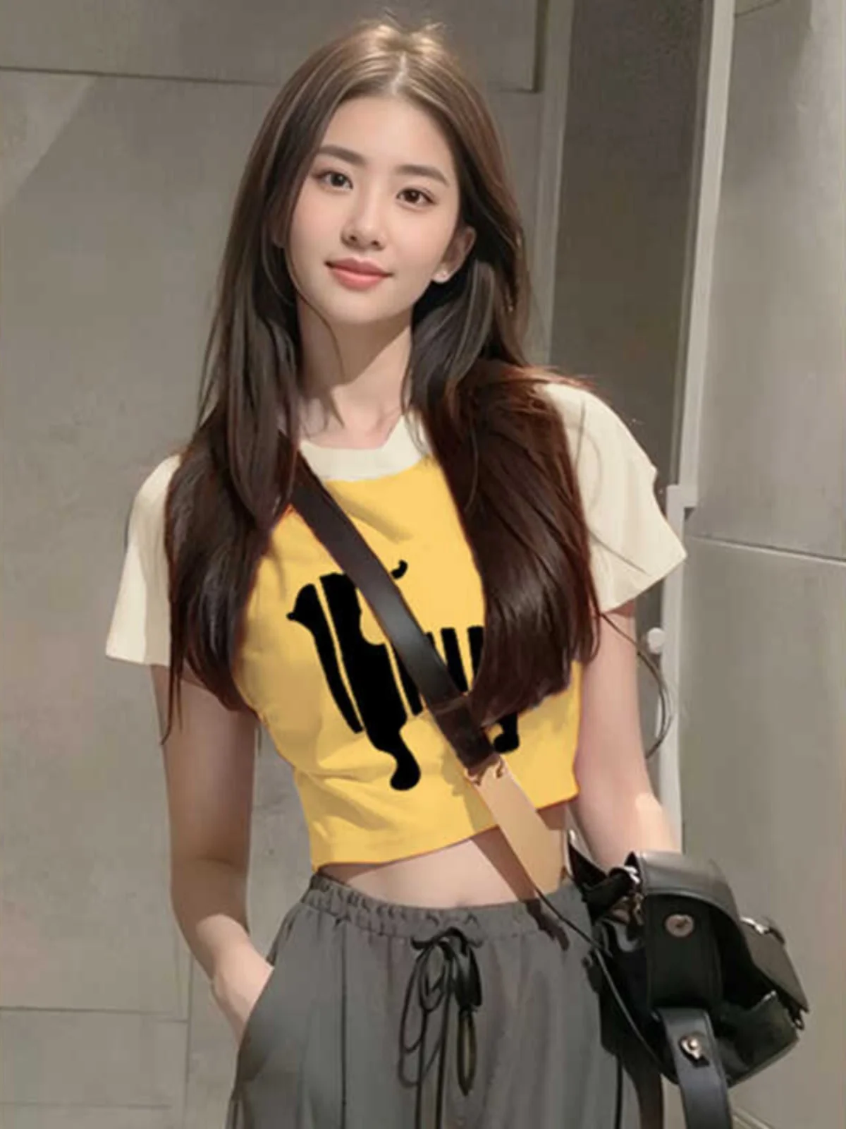 Женская футболка с коротким рукавом контрастного цвета