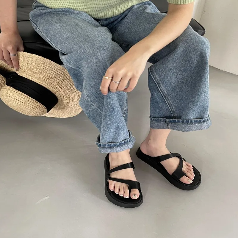 

Low Shoes Rubber PU Rome Basic Hoof Heels Fabric Low Shoes PU Rome Rubber Hoof Heels Basic