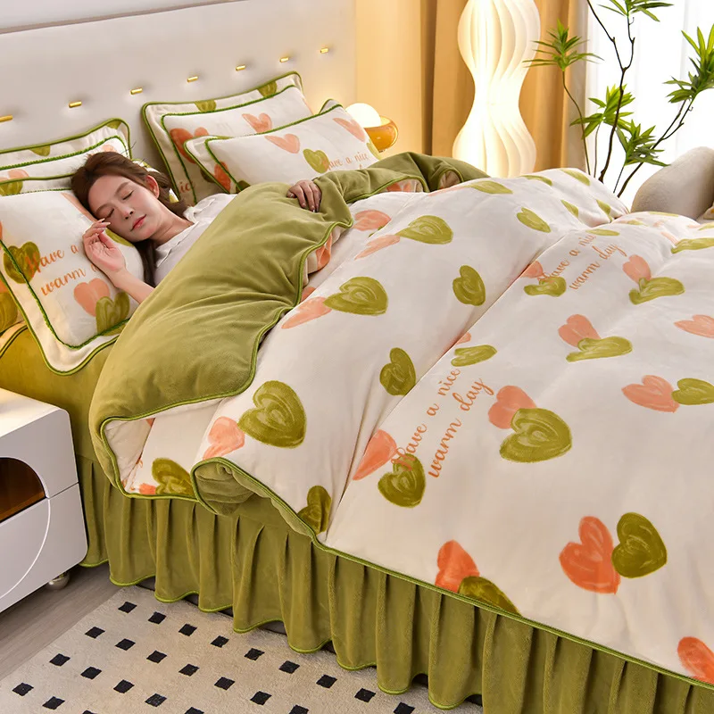 

Thick skin-friendly warm flannel four-piece printed milk fleece bed skirt four-piece set