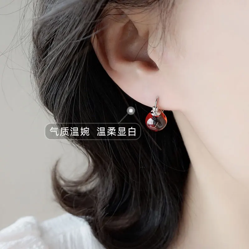 Серьги из серебра 925 пробы с красным гранатом для китайского Нового года