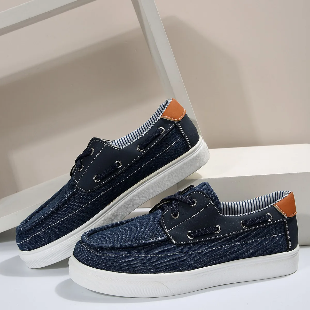 

Женские кроссовки на платформе, удобные повседневные кроссовки на толстой вулканизированной подошве, большие размеры, весна 2023