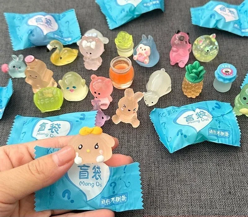 

Мини-фигурка животных MOONBIFFY, светящиеся в темноте