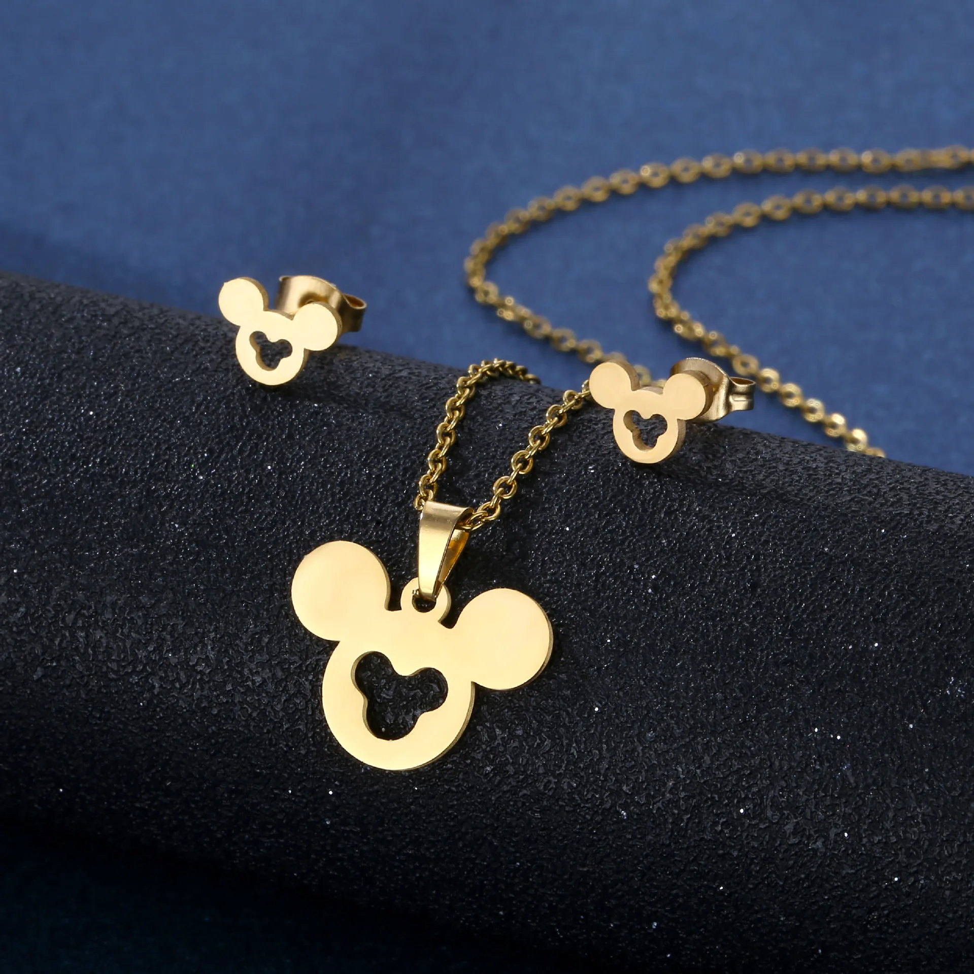 Колье из нержавеющей стали в стиле Disney серьги-гвоздики повседневные аксессуары